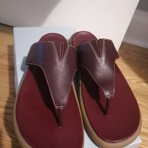 New Burgundy Rockport leather sandals 9.5